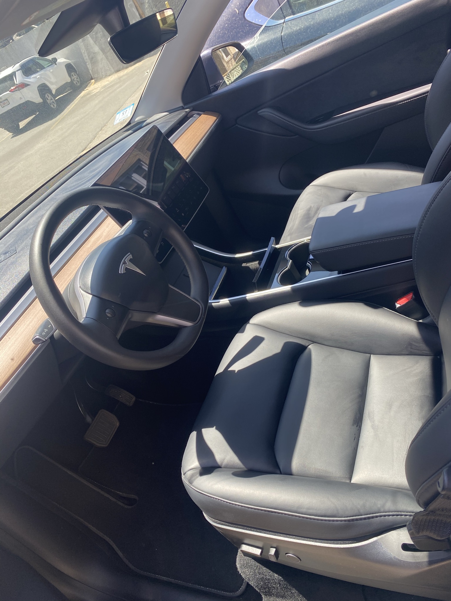 Tesla model 3 interior after detail font row