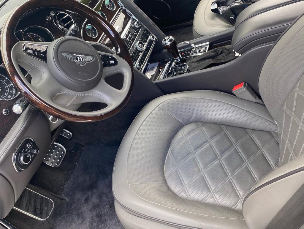 Bentley mulsanne interior before 04