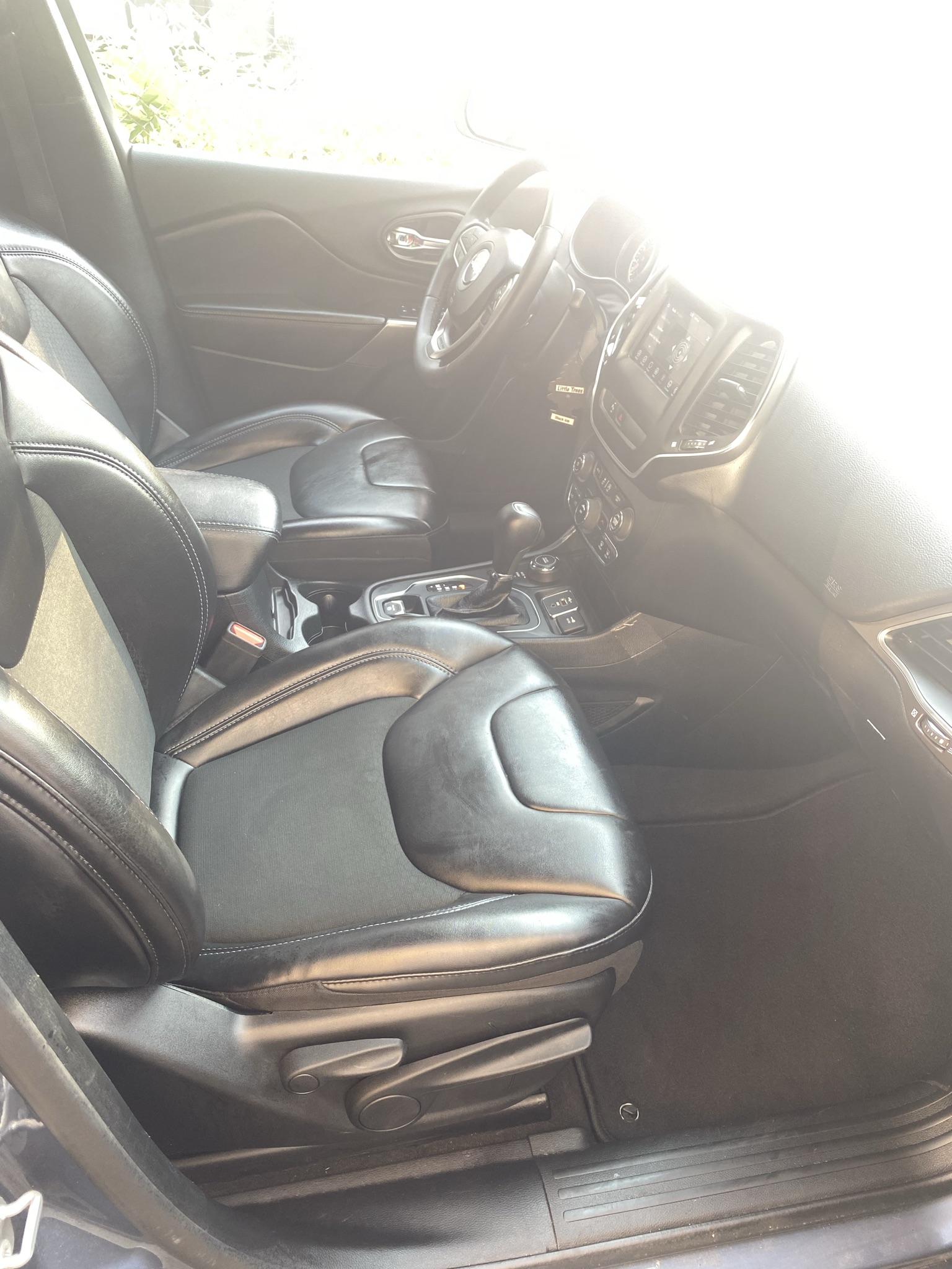 Jeep wrangler interior front seat 54